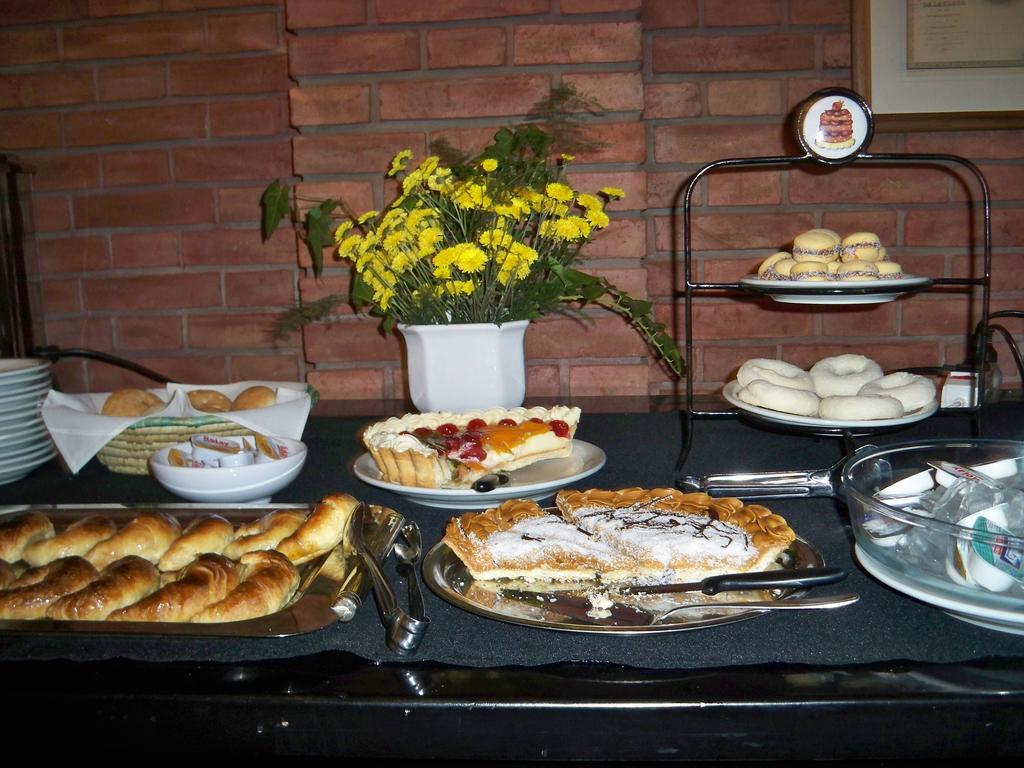 Suter Petit Hotel San Rafael  Zewnętrze zdjęcie