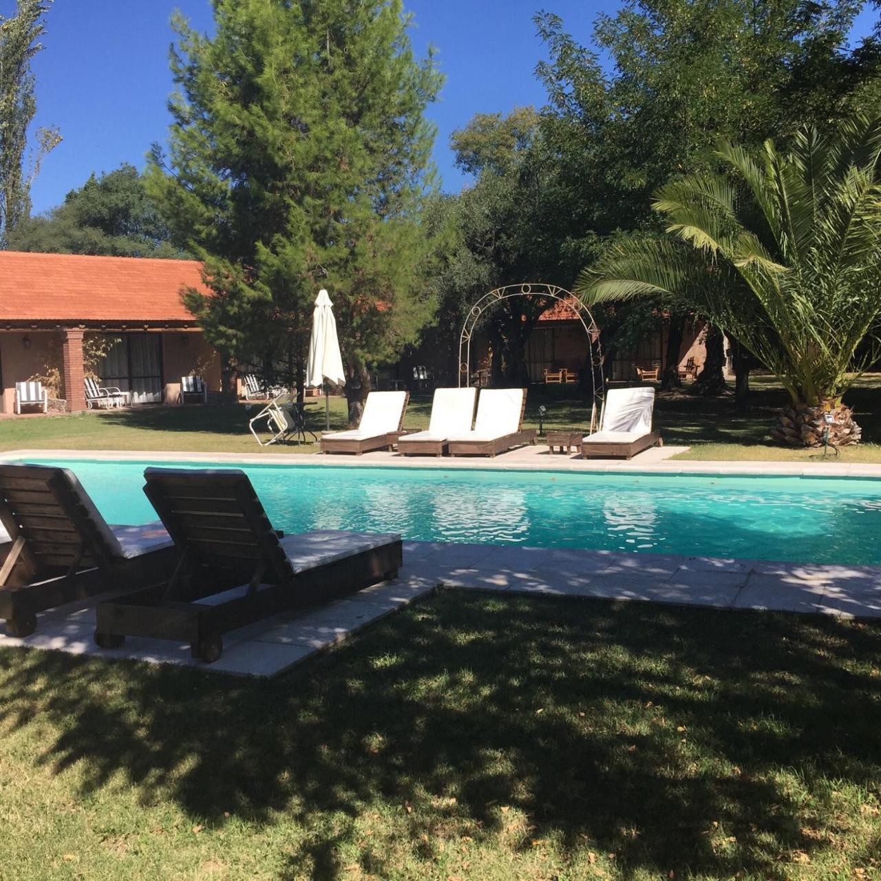 Suter Petit Hotel San Rafael  Zewnętrze zdjęcie