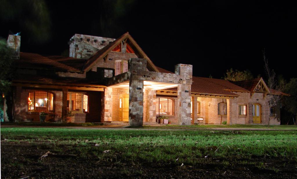 Suter Petit Hotel San Rafael  Zewnętrze zdjęcie