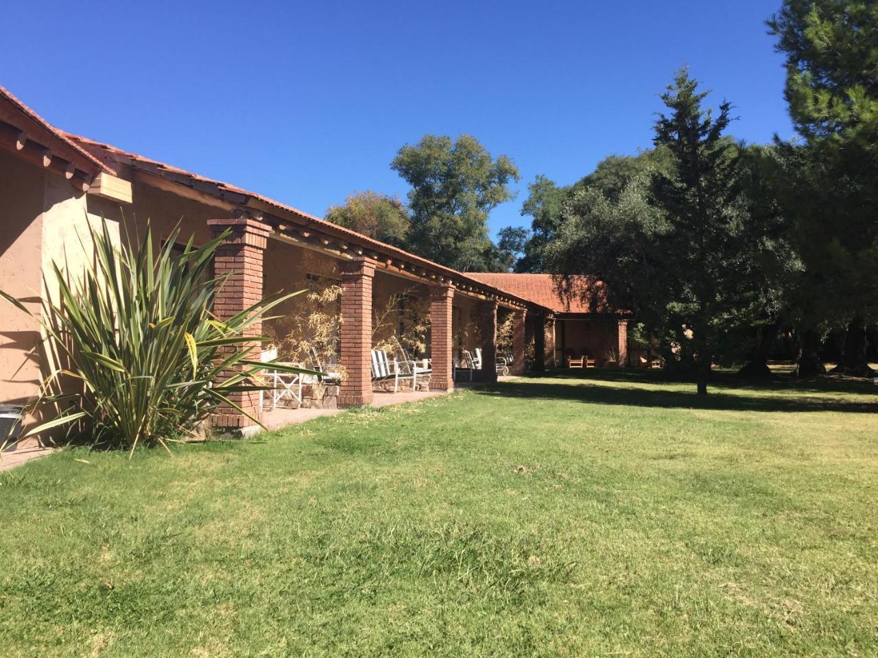 Suter Petit Hotel San Rafael  Zewnętrze zdjęcie