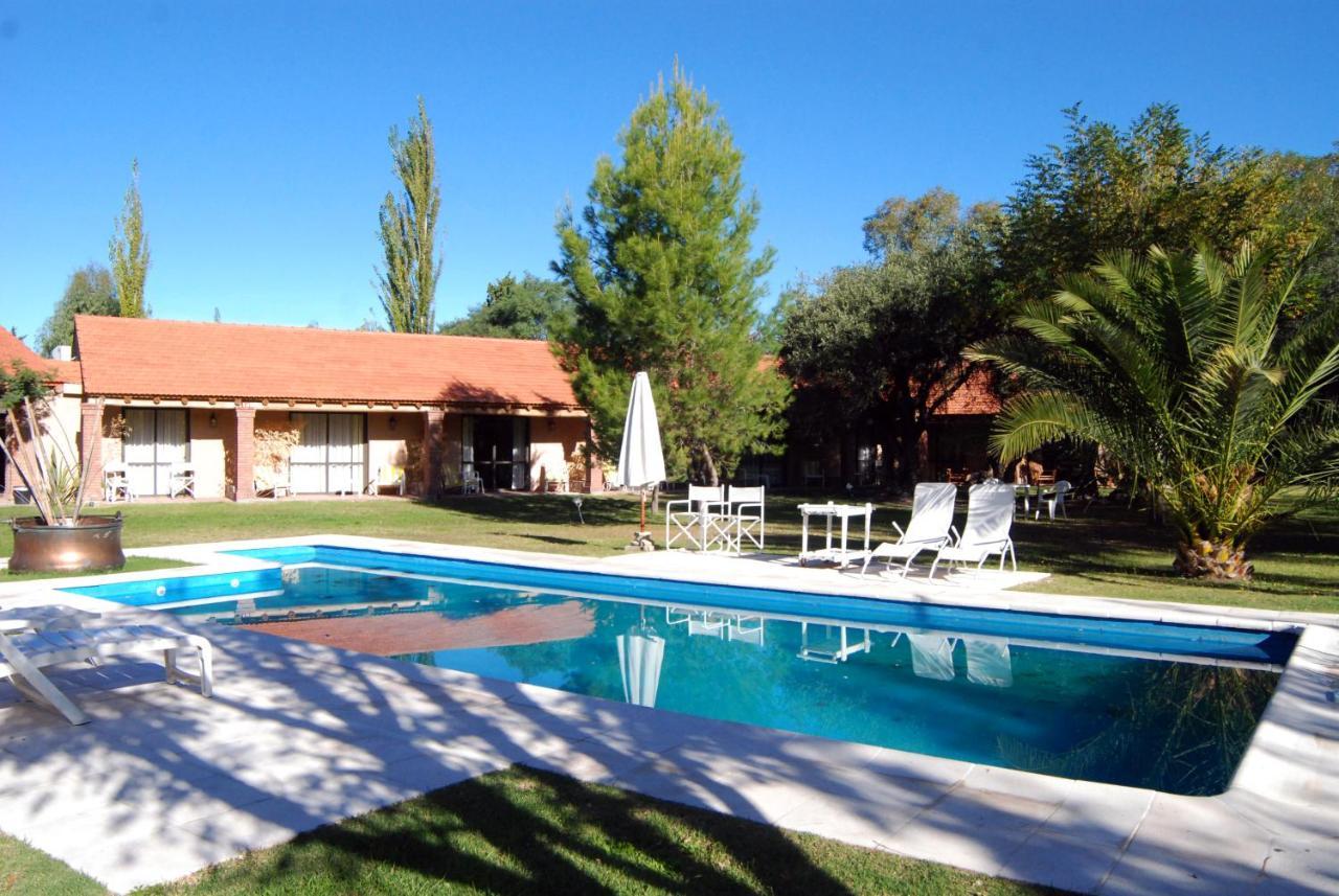 Suter Petit Hotel San Rafael  Zewnętrze zdjęcie