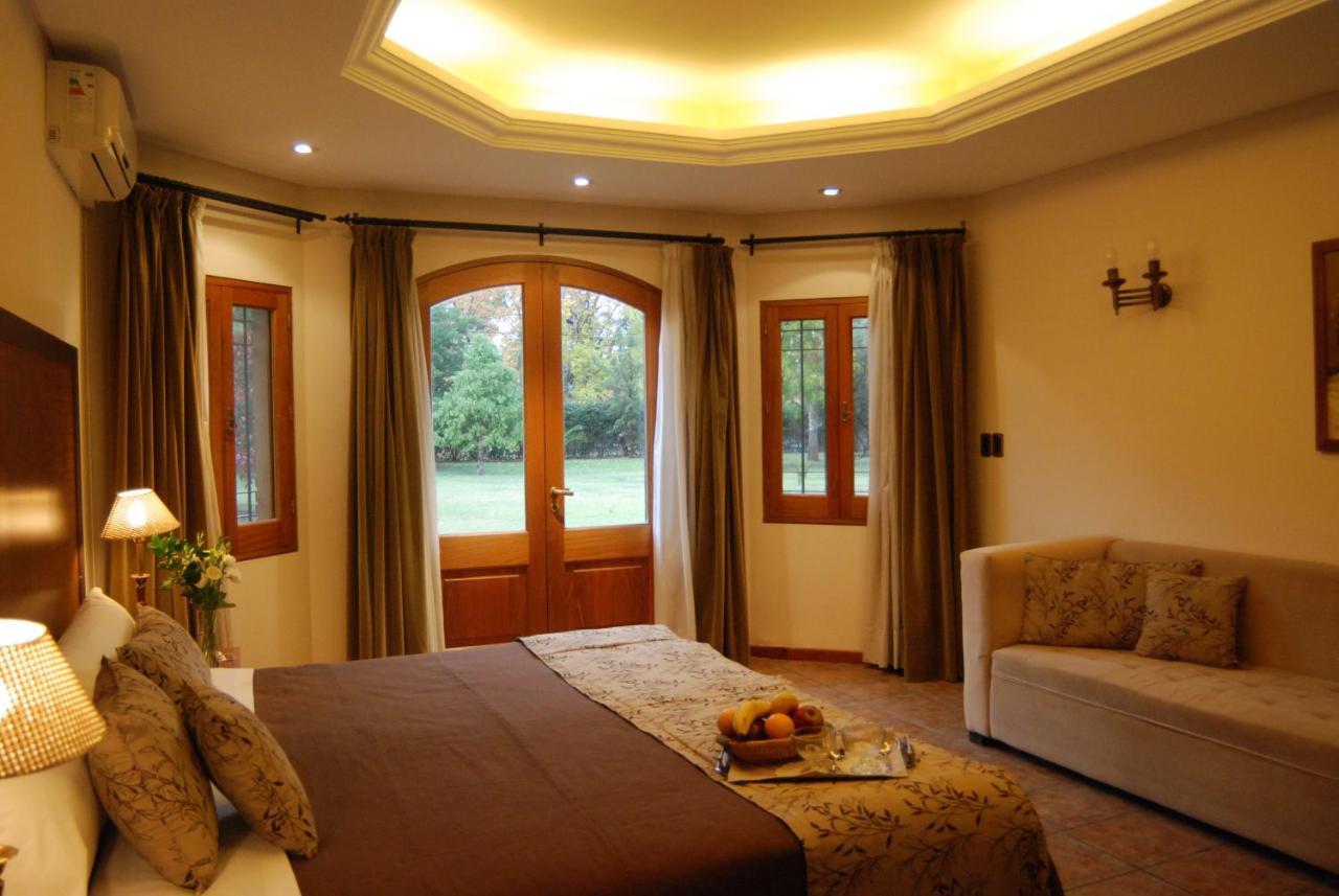Suter Petit Hotel San Rafael  Zewnętrze zdjęcie
